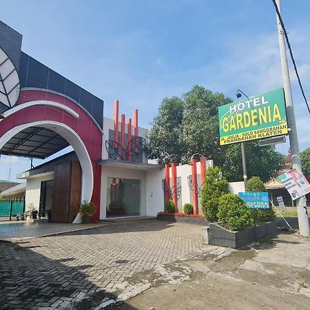 Oyo 90831 Hotel Gardenia Prambanan Surakarta  Екстер'єр фото