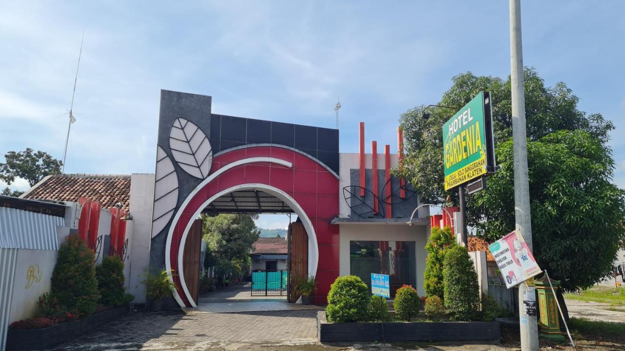 Oyo 90831 Hotel Gardenia Prambanan Surakarta  Екстер'єр фото