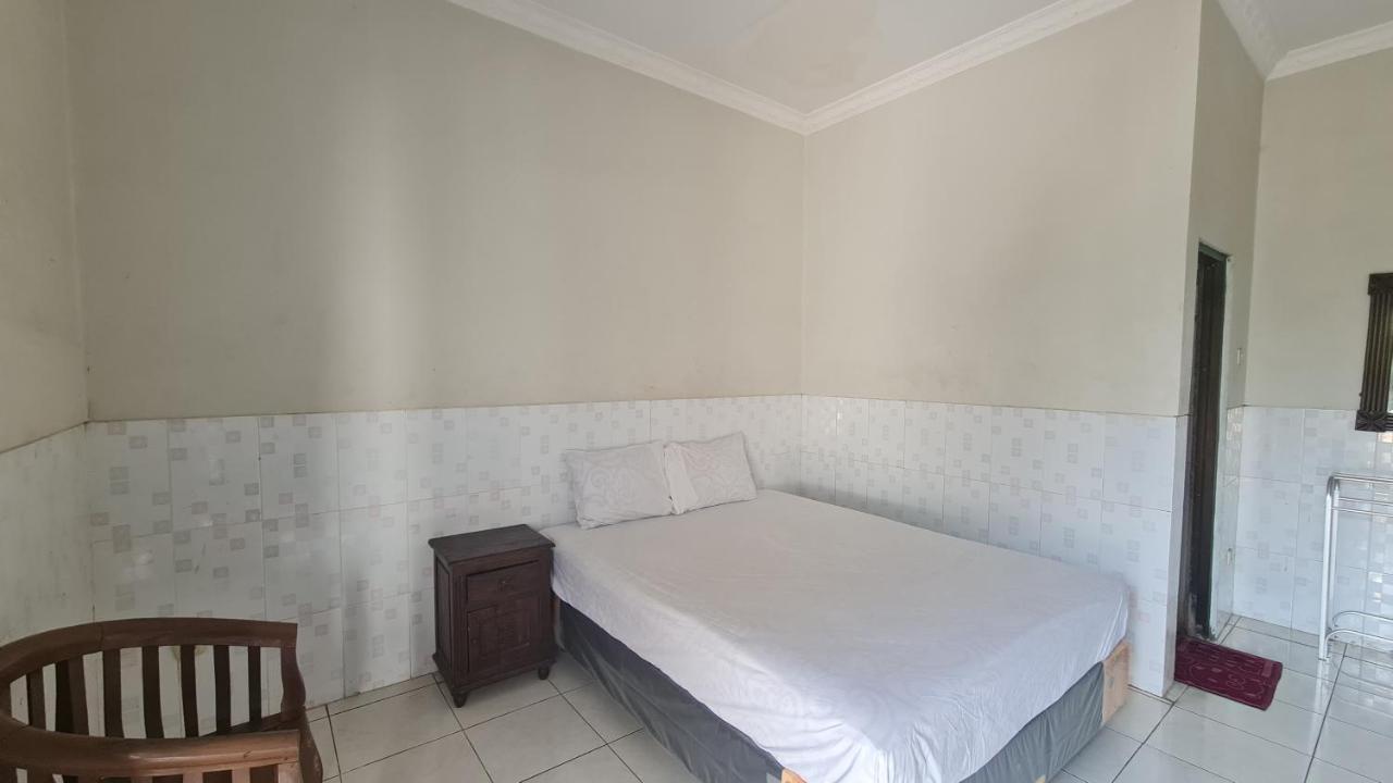 Oyo 90831 Hotel Gardenia Prambanan Surakarta  Екстер'єр фото